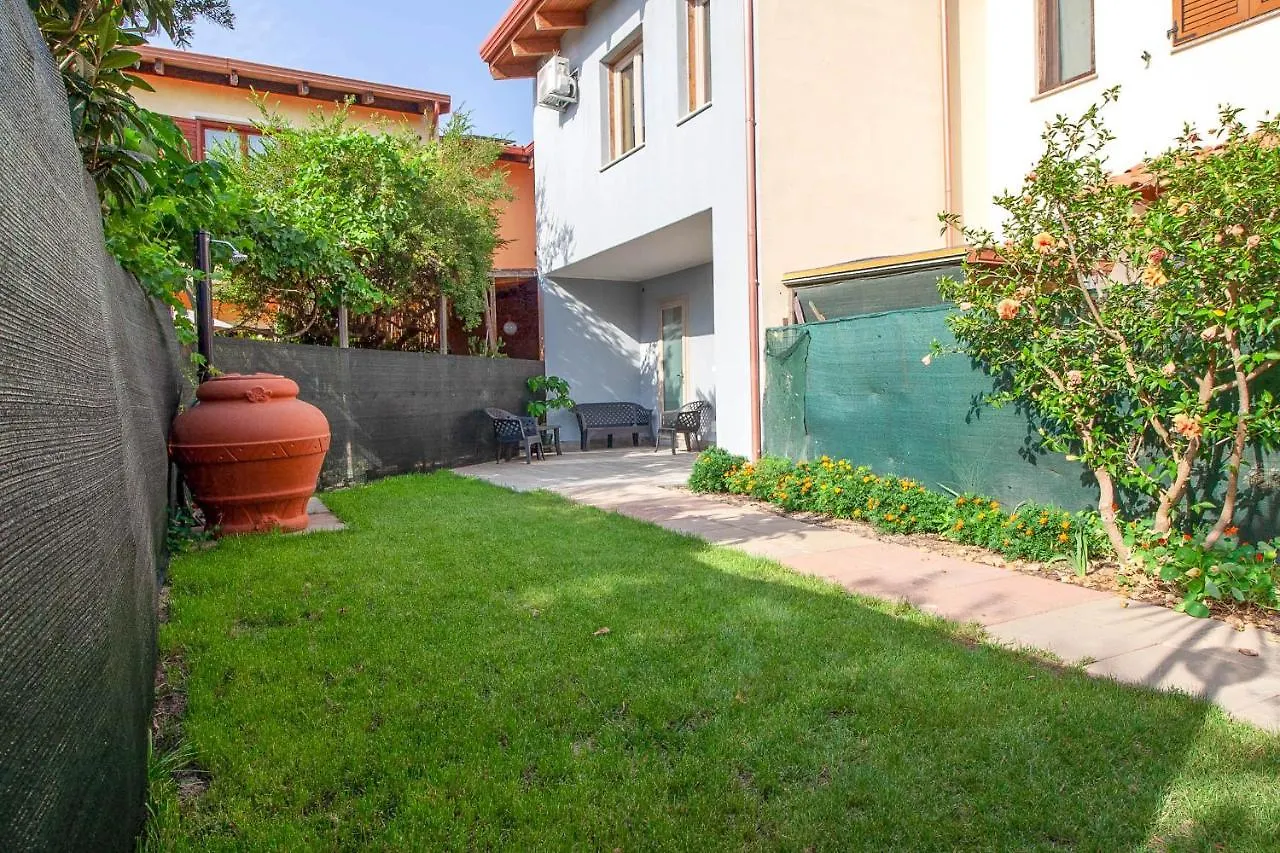 Domek Villa A 100Mt Dalla Spiaggia Capoterra Italy